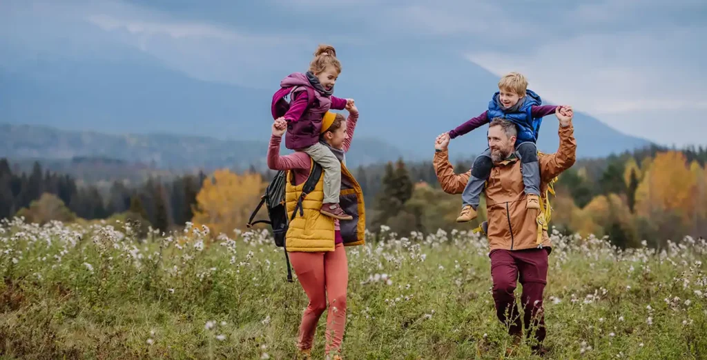 Family-Hiking
